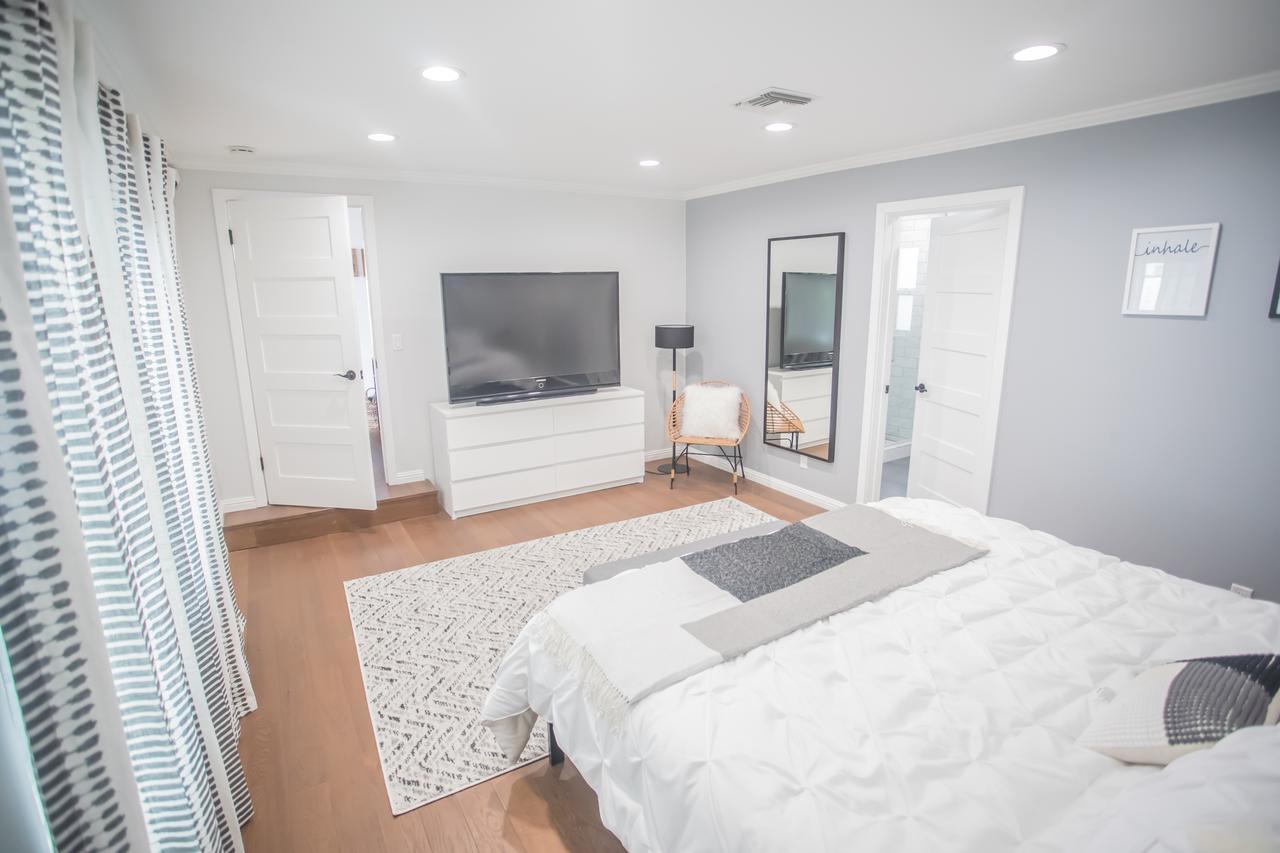 Enchanting Sherman Oaks Home With Pool Permit #Hsr Two One Zero Zero 2605 Los Angeles Eksteriør billede